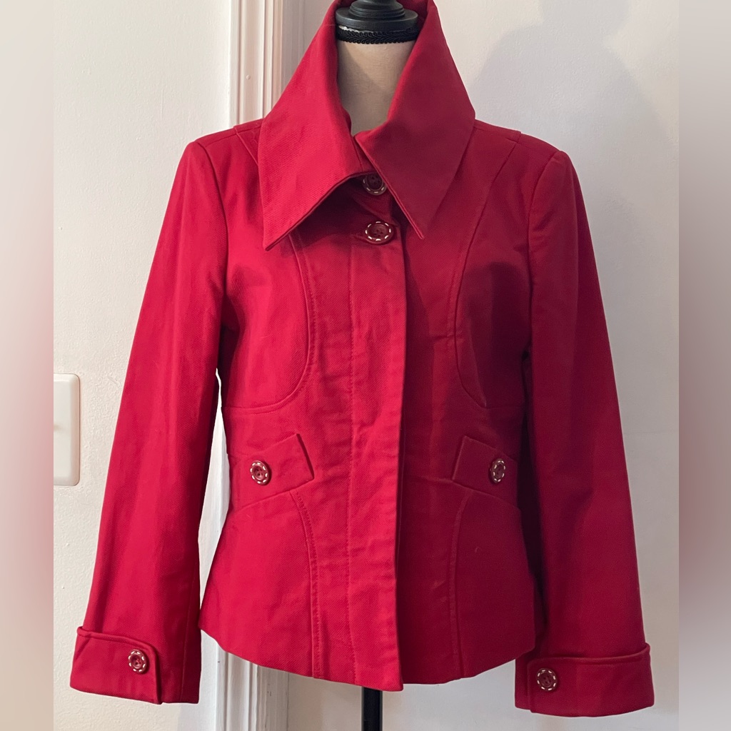Unique Red Cotton Jacket, High Collar!